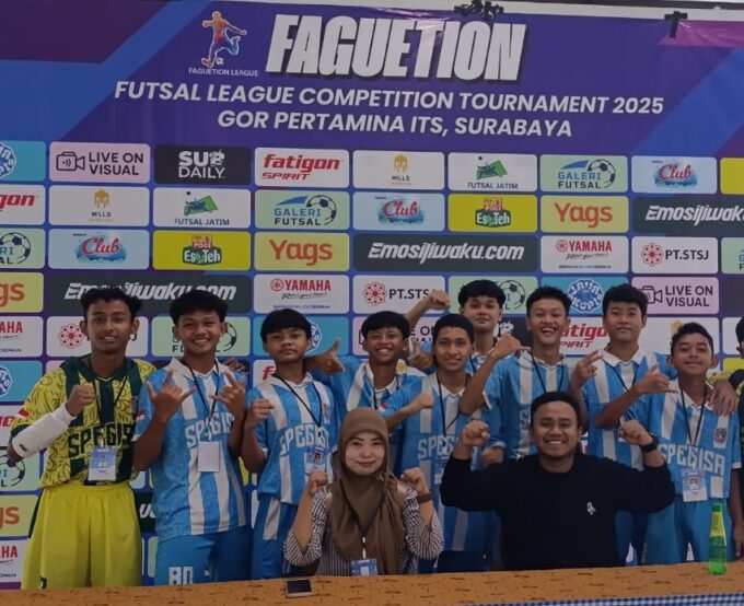 Tim Futsal SMP GIKI 1 Surabaya